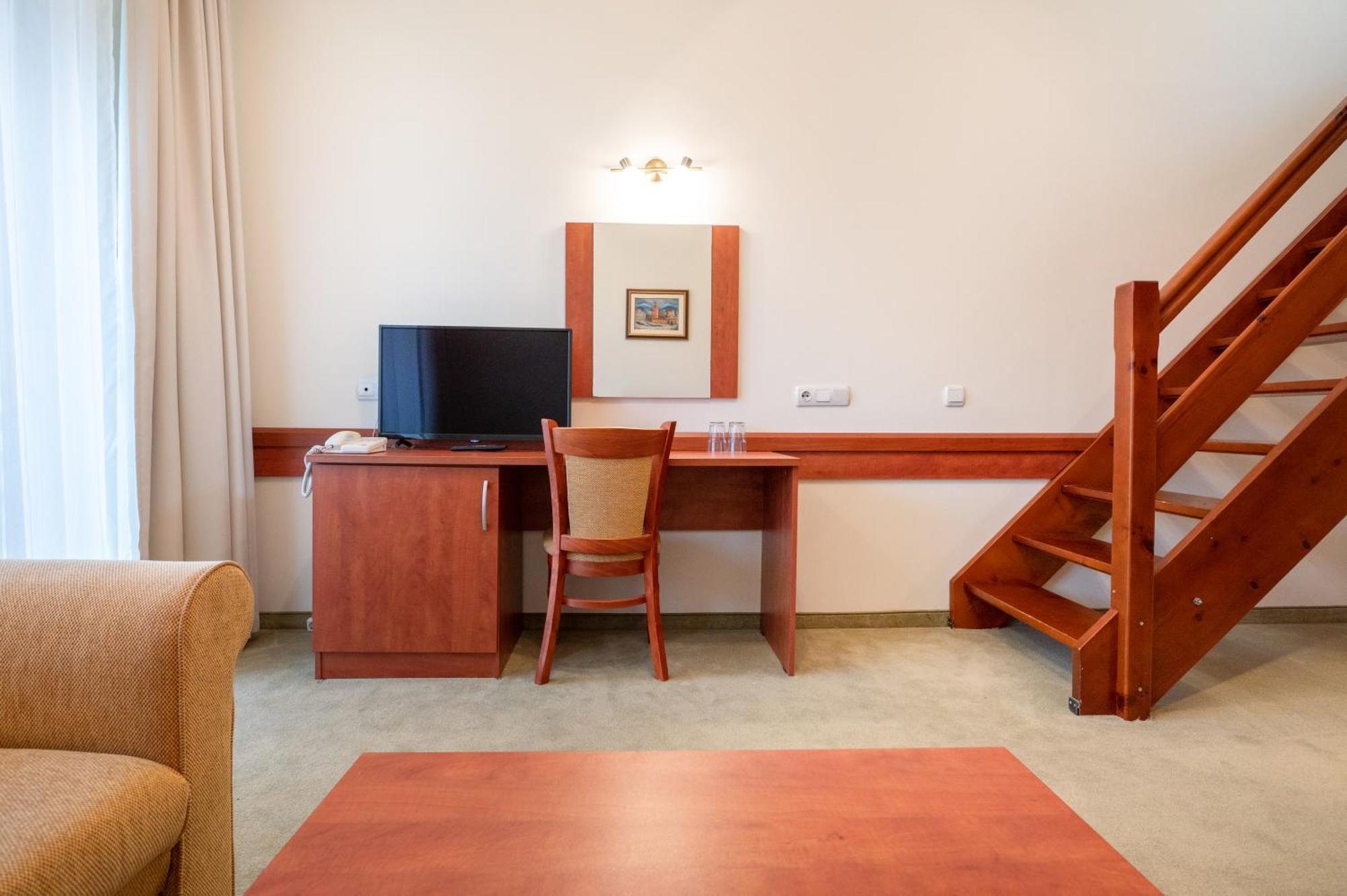 Coliving Bansko, The Social Hotel By Networking Premium バンスコ エクステリア 写真