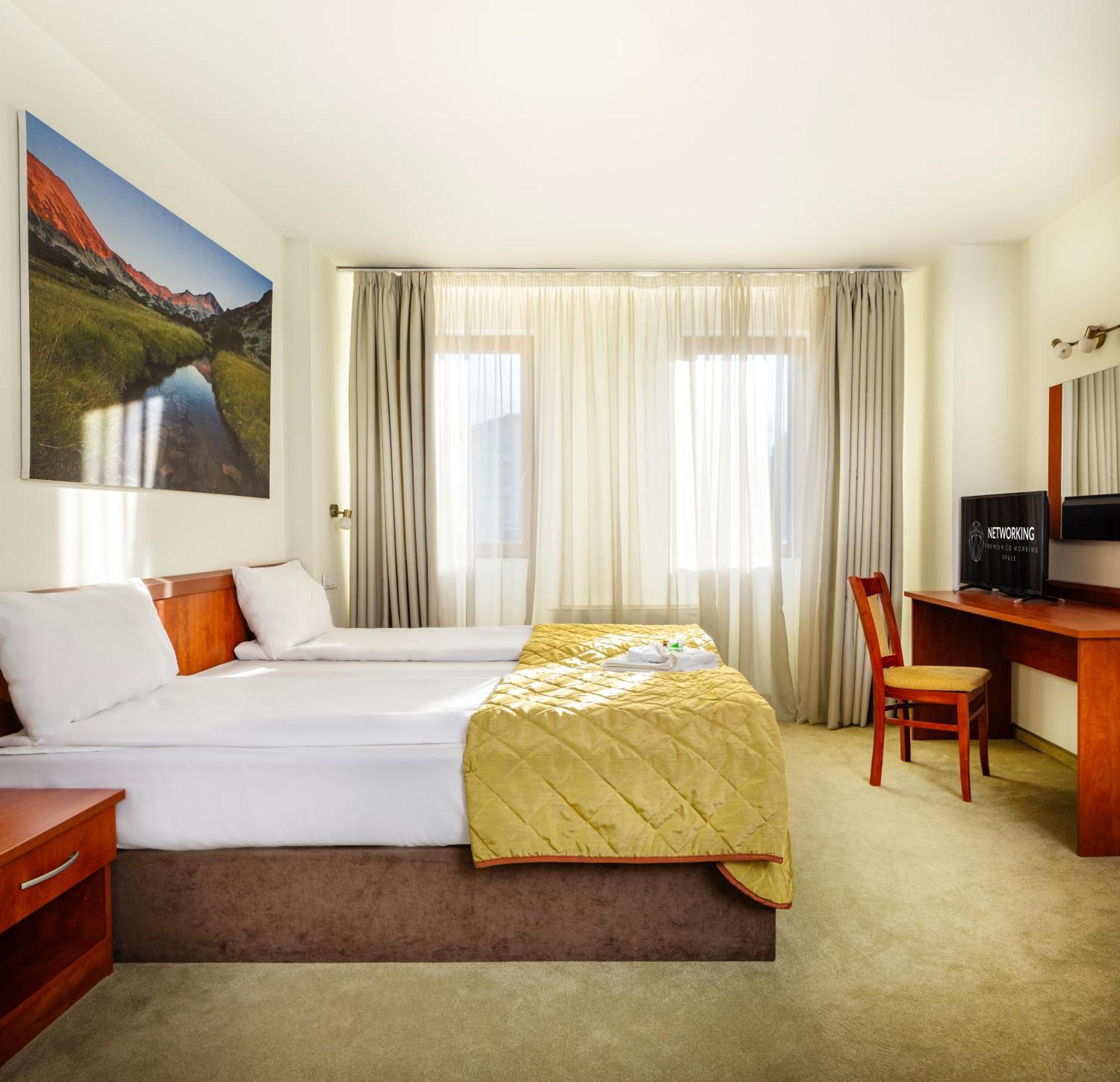 Coliving Bansko, The Social Hotel By Networking Premium バンスコ エクステリア 写真